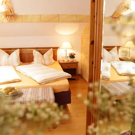 Lindlweberhof 3*