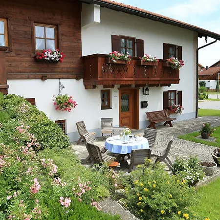 Pensión Lindlweberhof 3*